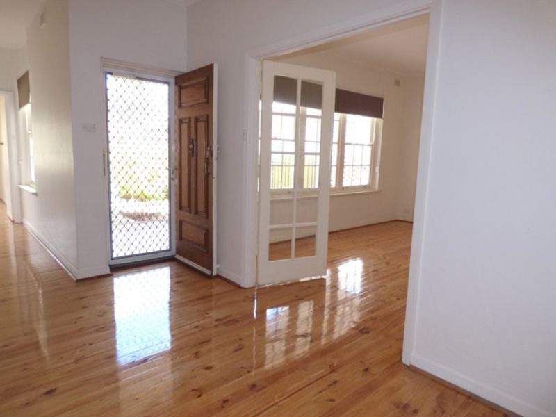 23 Maud Street, Rostrevor SA 5073