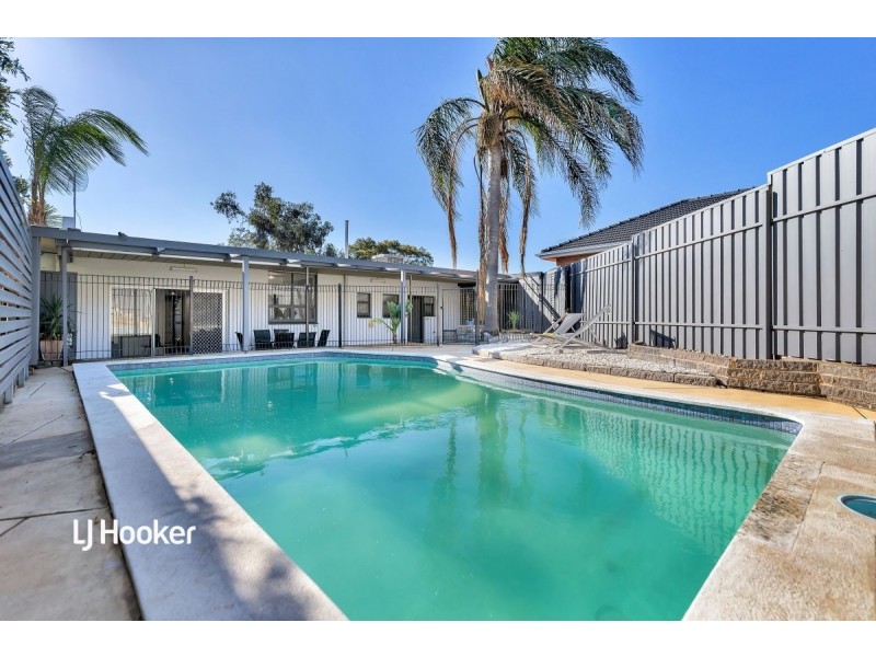 3 Gondola Grove, Para Hills SA 5096