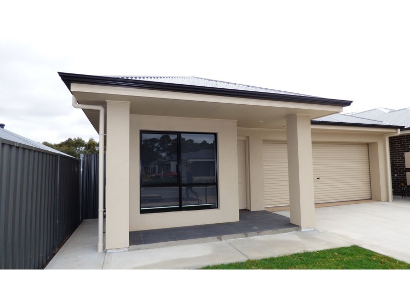 2 Wildwood Street, Paralowie SA 5108