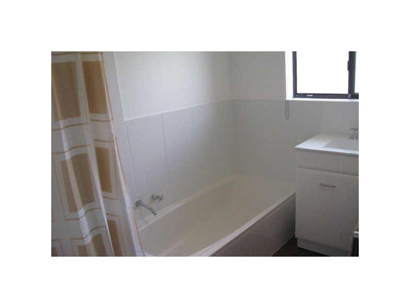 4/24 Hawker Street, Brompton SA 5007