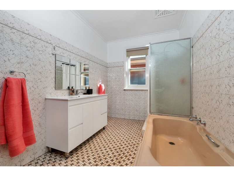 15 Norman Street, Paradise SA 5075