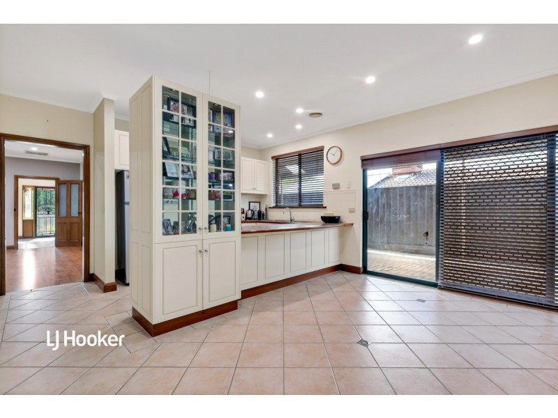 7 Gilchrist Close, Greenwith SA 5125