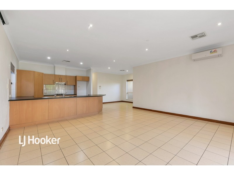 5 Macquarie Avenue, Hillcrest SA 5086