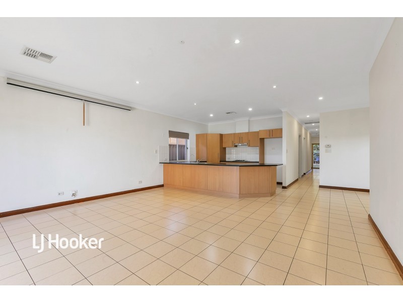 5 Macquarie Avenue, Hillcrest SA 5086