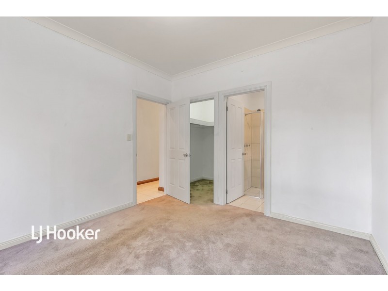 5 Macquarie Avenue, Hillcrest SA 5086