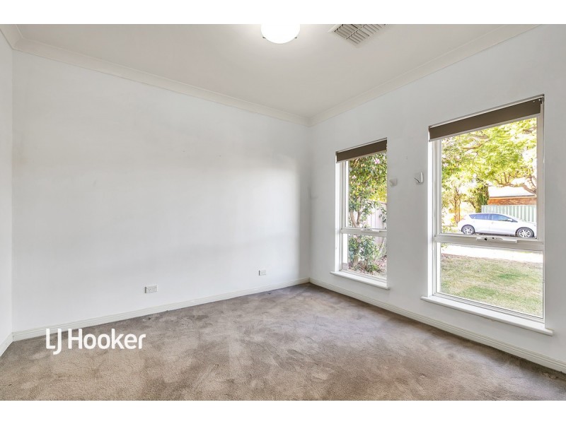 5 Macquarie Avenue, Hillcrest SA 5086