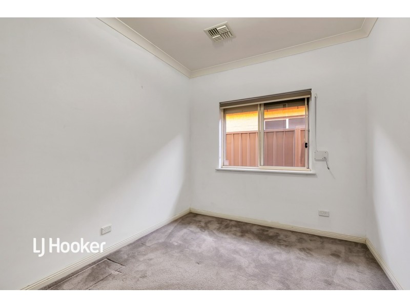 5 Macquarie Avenue, Hillcrest SA 5086