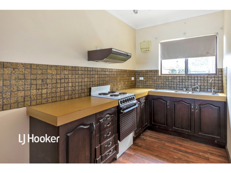 99 Brebner Drive, West Lakes SA 5021