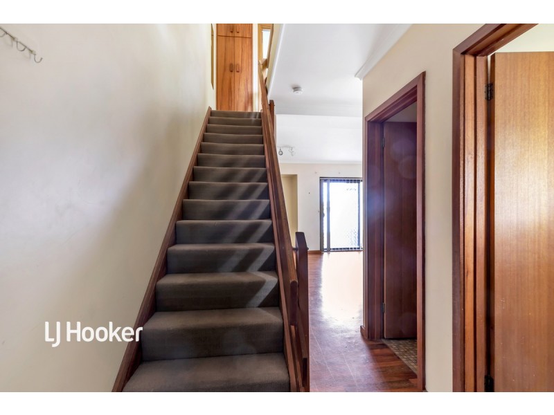 99 Brebner Drive, West Lakes SA 5021