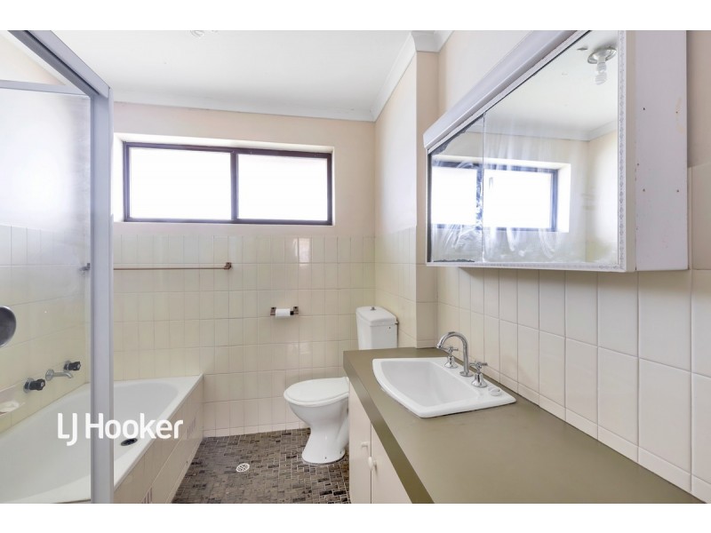 99 Brebner Drive, West Lakes SA 5021