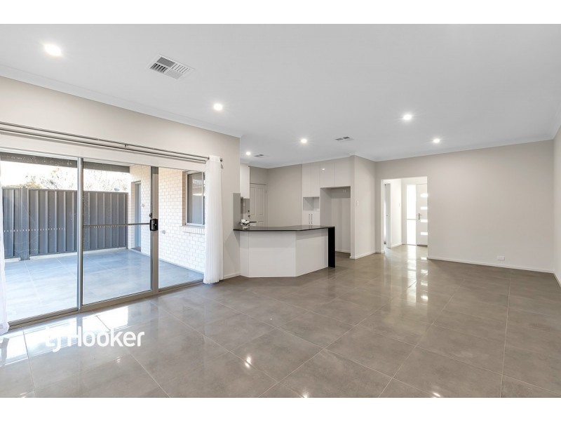 42 Hennessy Terrace, Pennington SA 5013