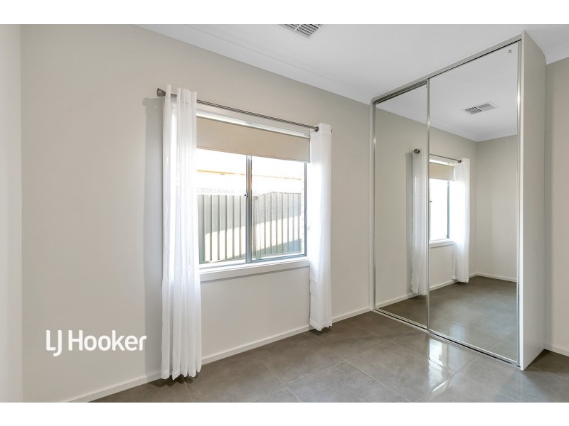 42 Hennessy Terrace, Pennington SA 5013