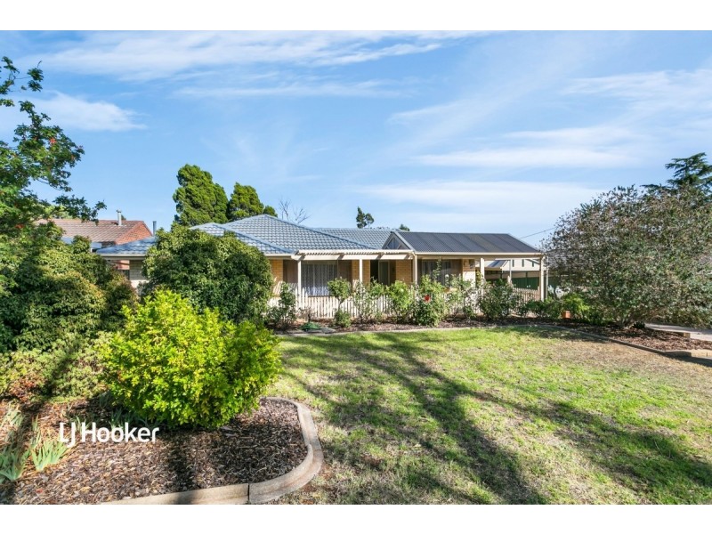 3 Dorian Street, Para Vista SA 5093