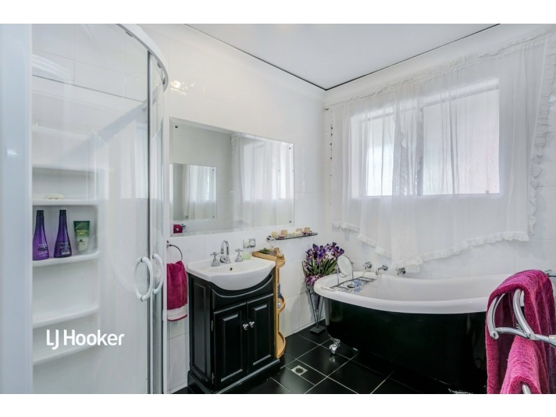 3 Dorian Street, Para Vista SA 5093