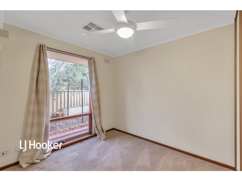 21 Whiteley Drive, Trott Park SA 5158