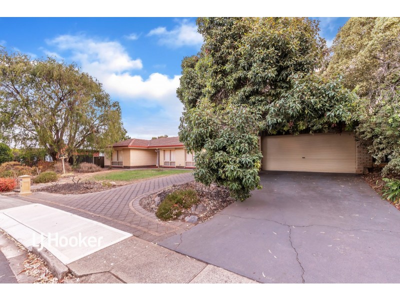21 Whiteley Drive, Trott Park SA 5158