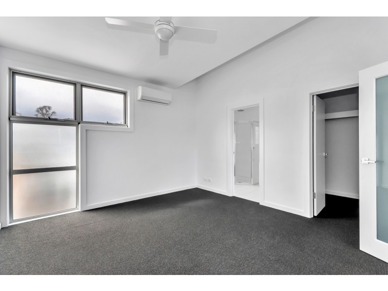25 Parkindula Drive, Mount Barker SA 5251