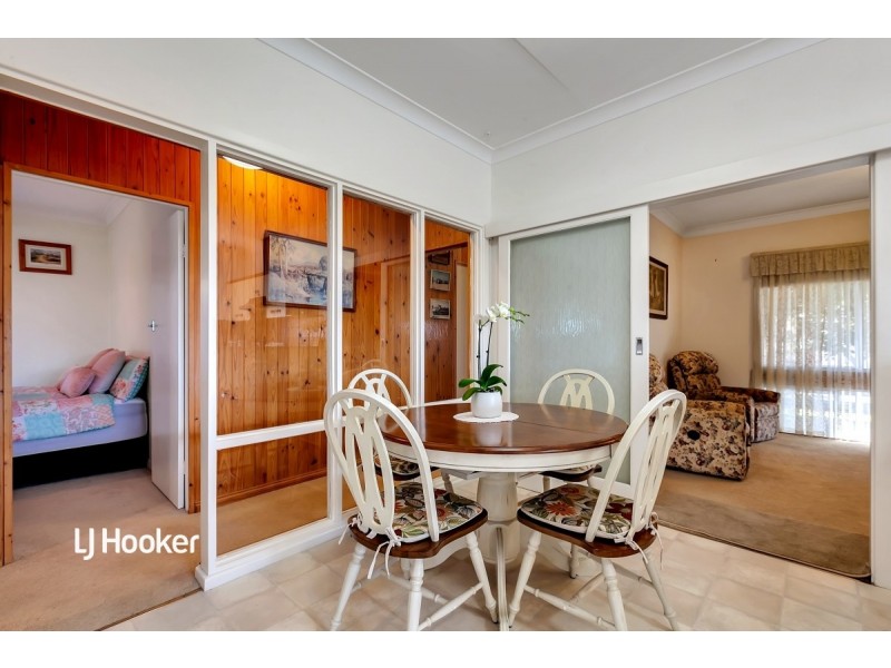 15 Leeds Avenue, Hope Valley SA 5090