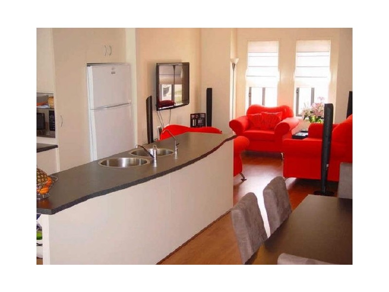 9 Lord Howe Crescent, Mawson Lakes SA 5095