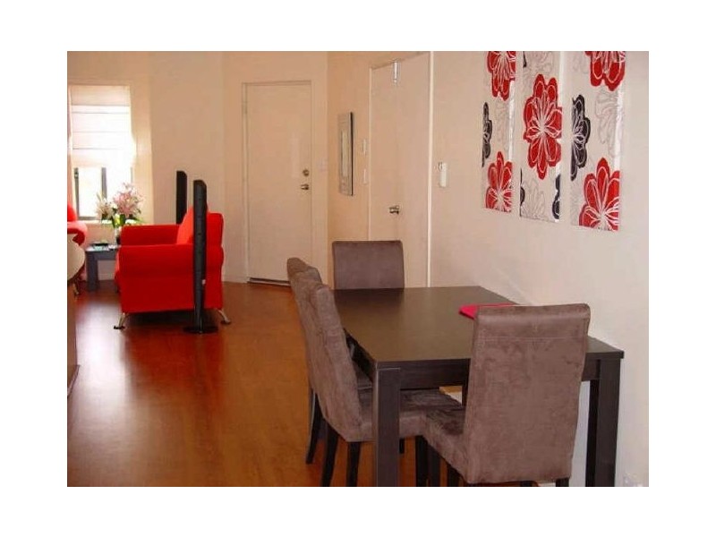 9 Lord Howe Crescent, Mawson Lakes SA 5095