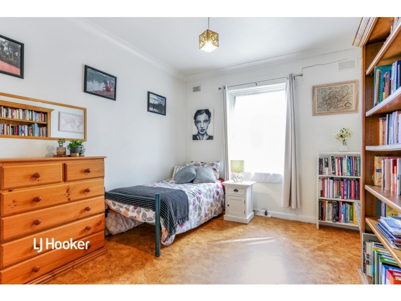 7 Walton Avenue, Clearview SA 5085