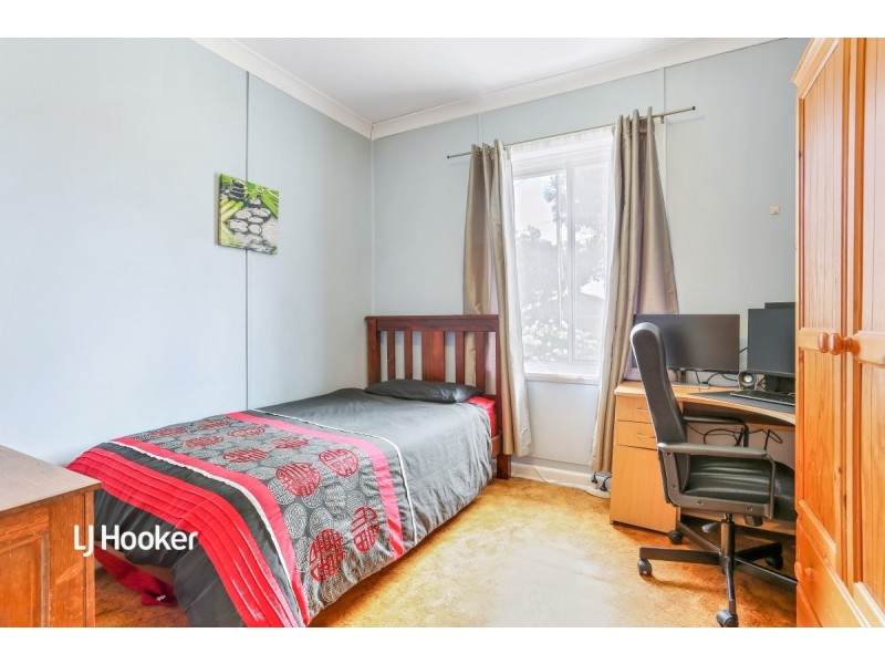 7 Walton Avenue, Clearview SA 5085