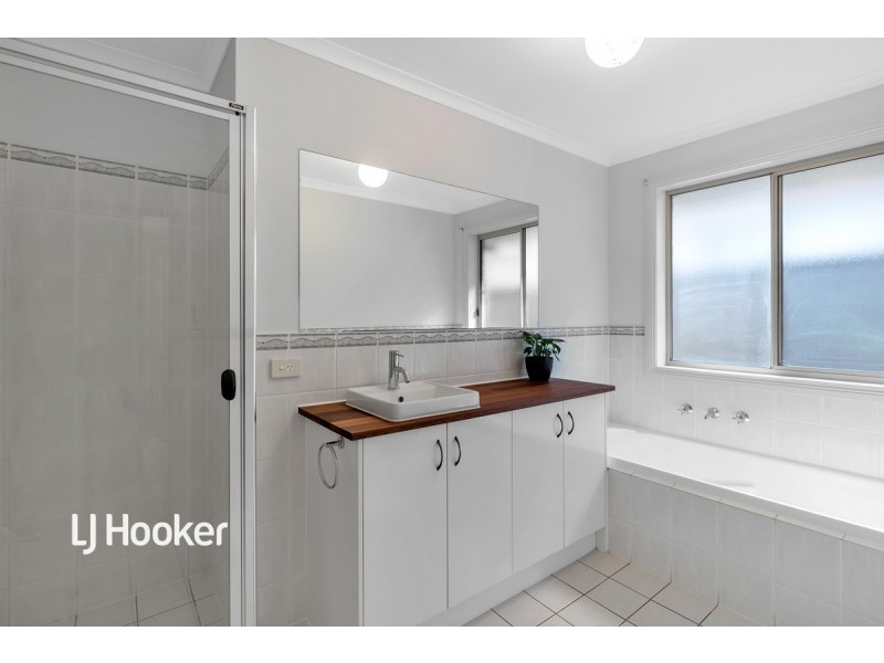 11A Redward Avenue, Greenacres SA 5086