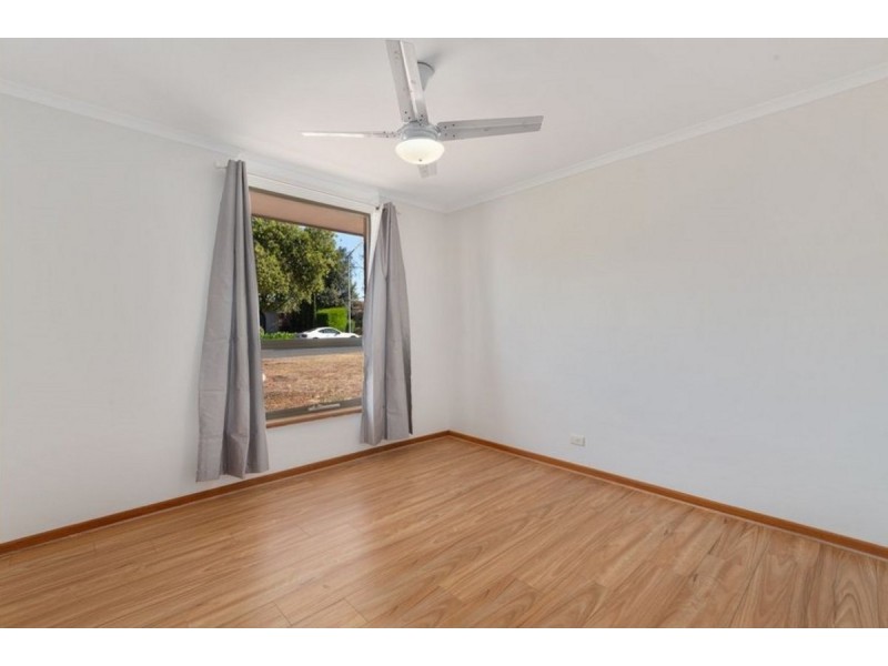 21 Currawong Crescent, Modbury Heights SA 5092