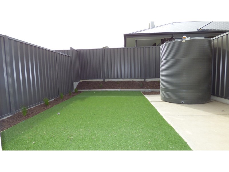 21 Parkindula Drive, Mount Barker SA 5251