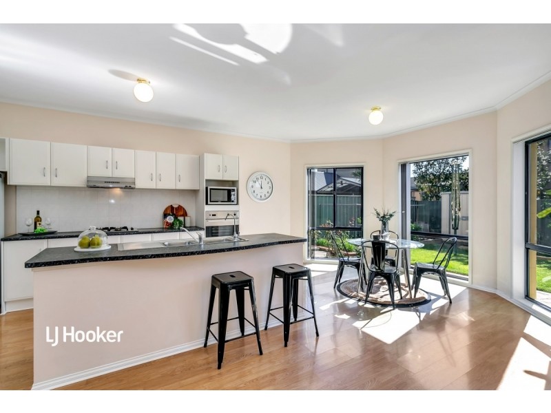 27 Sheaoak Drive, Mawson Lakes SA 5095