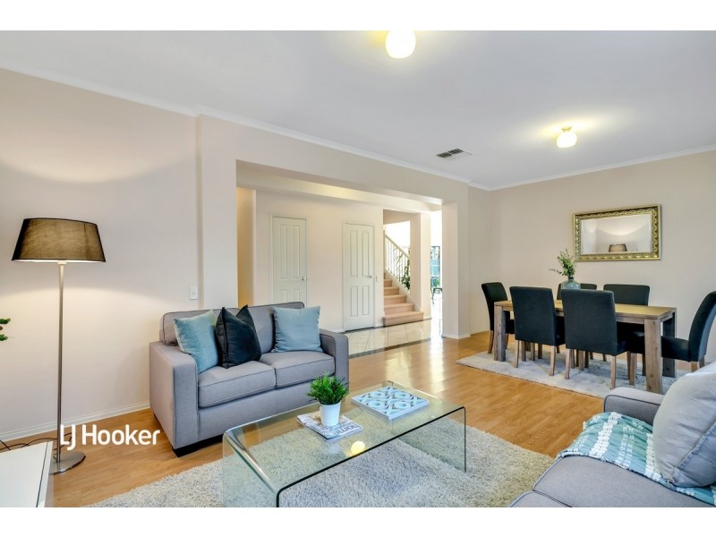 27 Sheaoak Drive, Mawson Lakes SA 5095