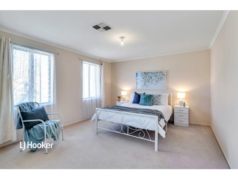 27 Sheaoak Drive, Mawson Lakes SA 5095