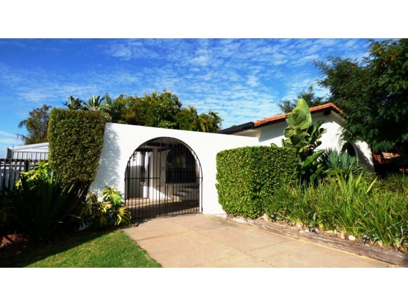 12 Minerva Crescent, Modbury Heights SA 5092