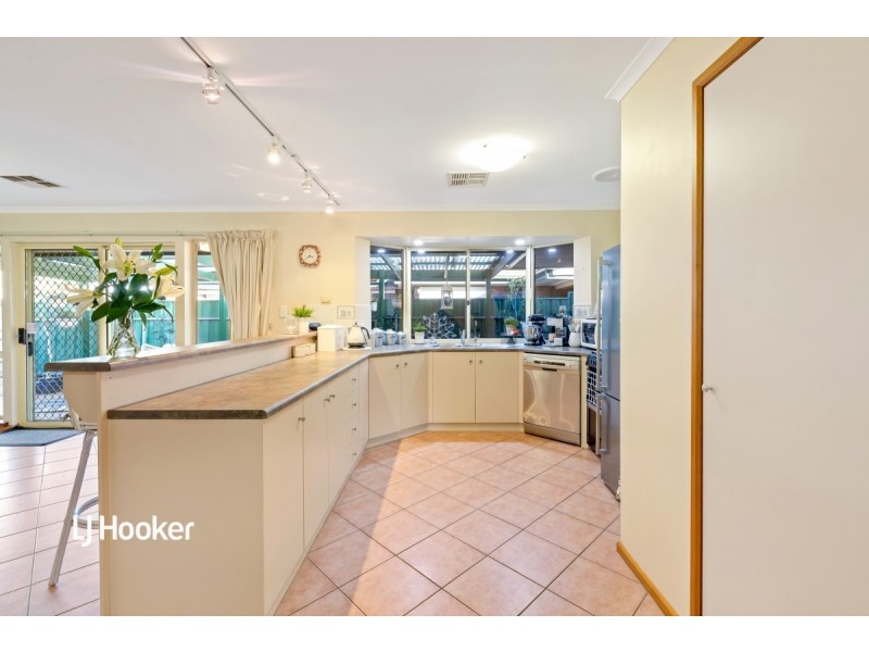 35 County Street, Hillcrest SA 5086