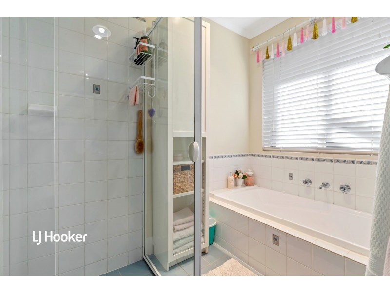 35 County Street, Hillcrest SA 5086