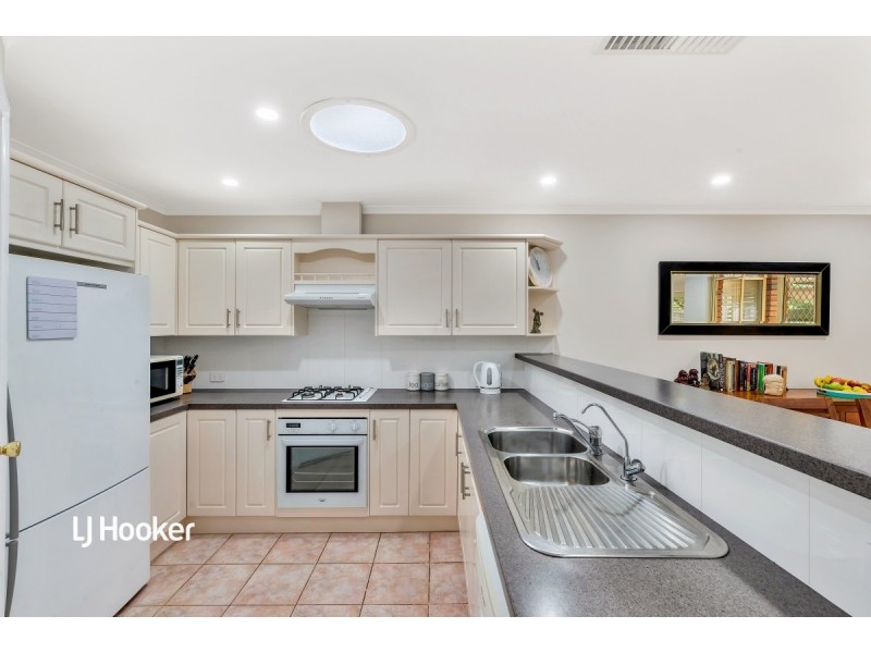 3 Wickham Crescent, Oakden SA 5086