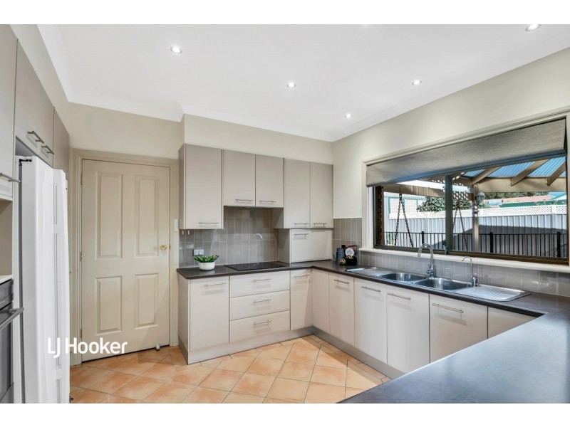 15 Alexis Street, Hope Valley SA 5090