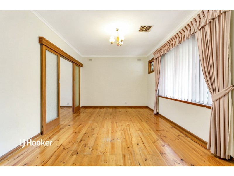 19 Hazel Grove, Ridgehaven SA 5097