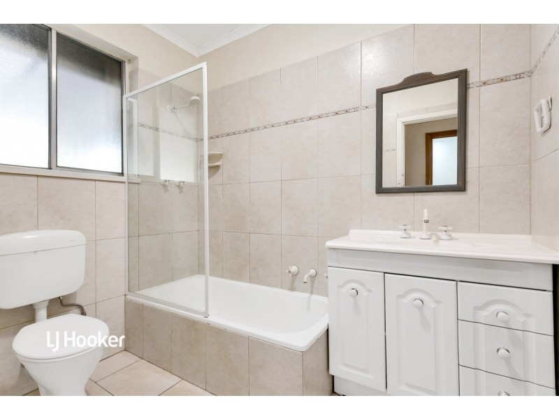 19 Hazel Grove, Ridgehaven SA 5097