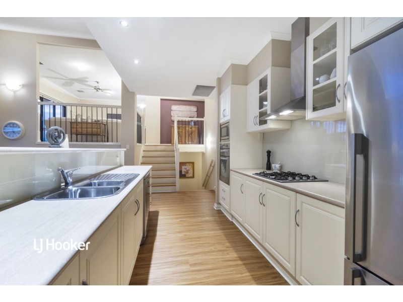 10 Bell Court, Valley View SA 5093