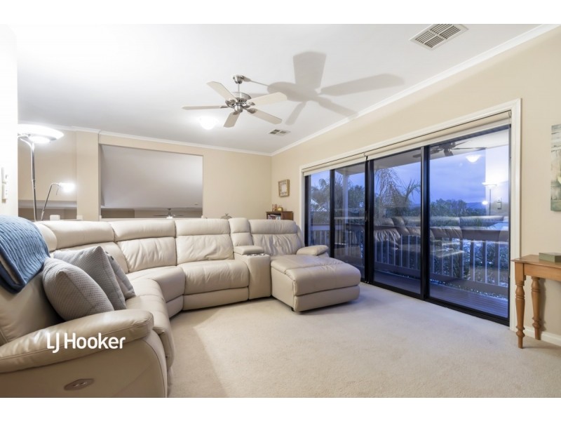 10 Bell Court, Valley View SA 5093