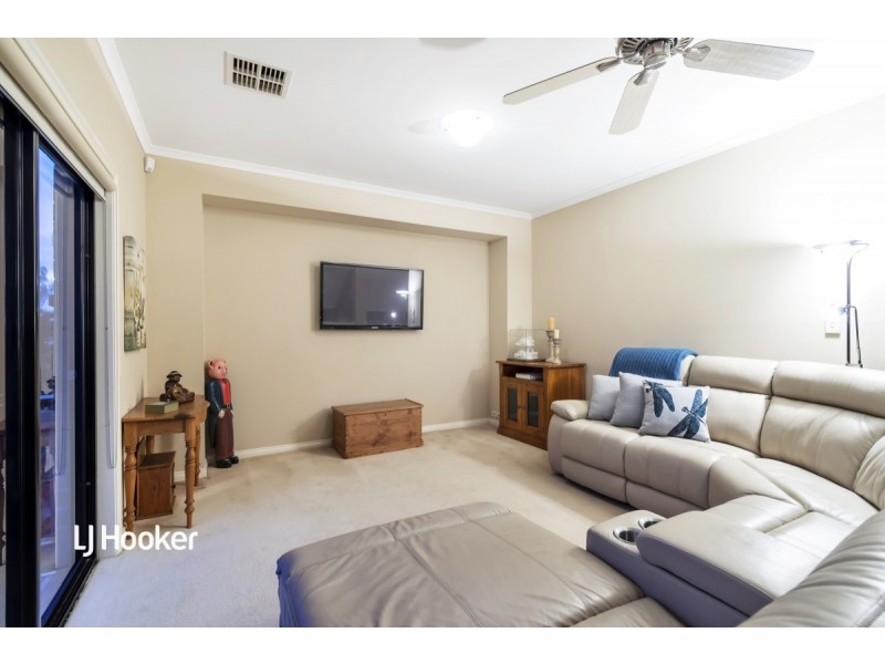 10 Bell Court, Valley View SA 5093