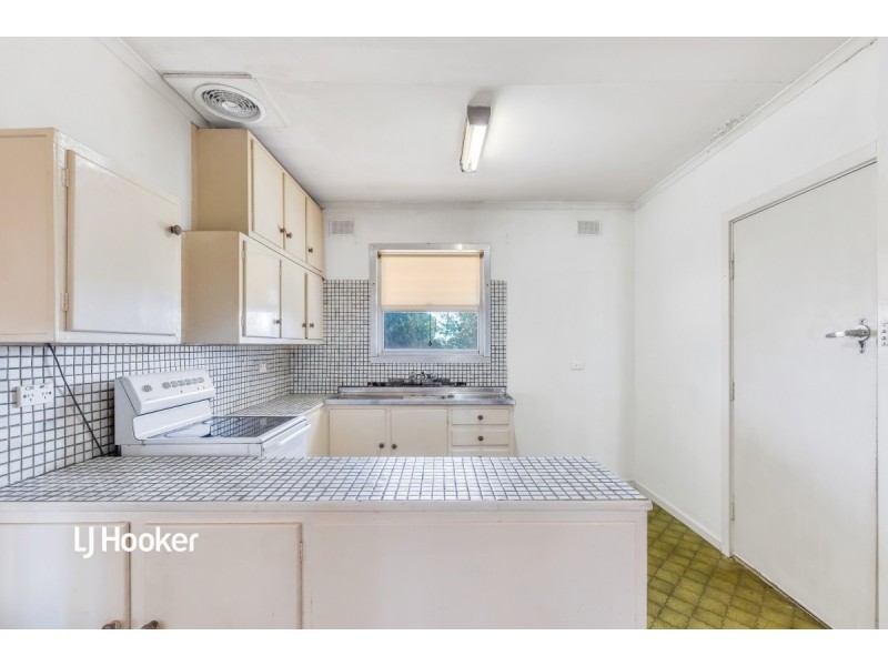 8 Mettika Avenue, Ingle Farm SA 5098