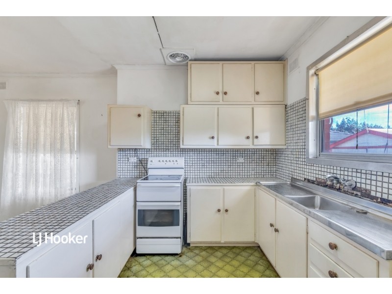 8 Mettika Avenue, Ingle Farm SA 5098