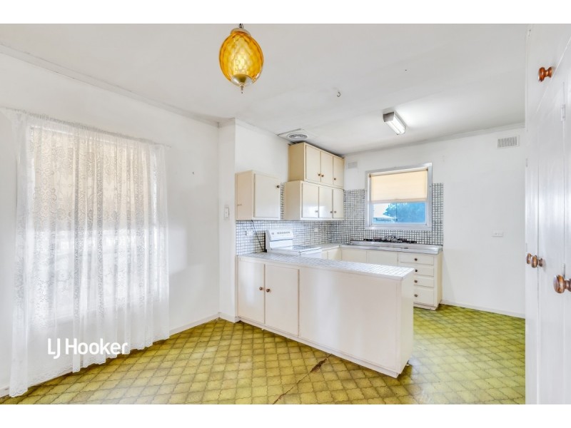 8 Mettika Avenue, Ingle Farm SA 5098