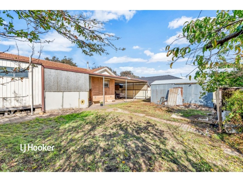 8 Mettika Avenue, Ingle Farm SA 5098