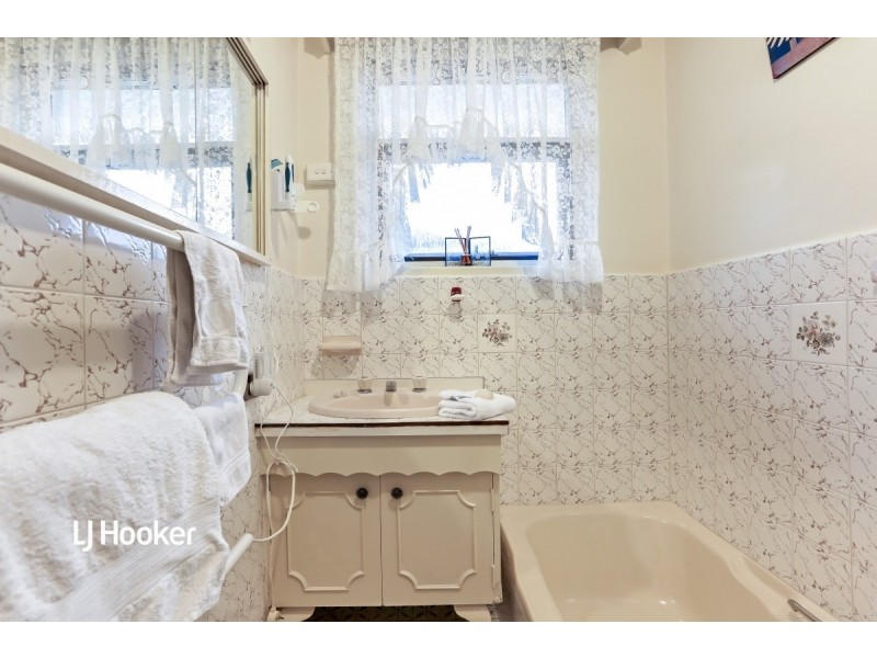 53 Rutherglen Avenue, Valley View SA 5093