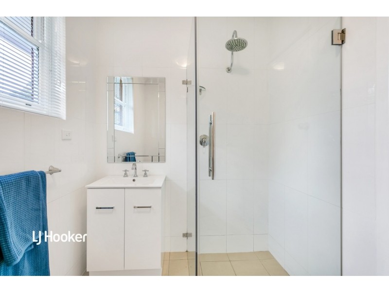 4/8 Balkissoch Road, Torrens Park SA 5062