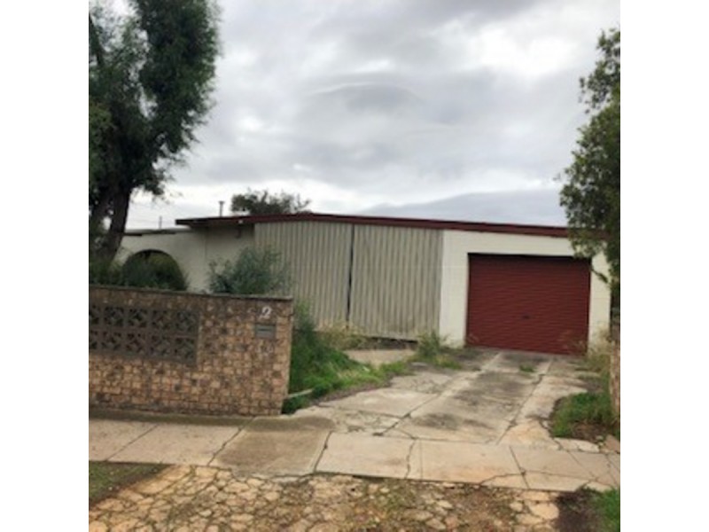 12 Pamela Drive, Para Hills SA 5096