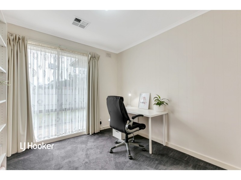 4 Jeff Street, Para Vista SA 5093